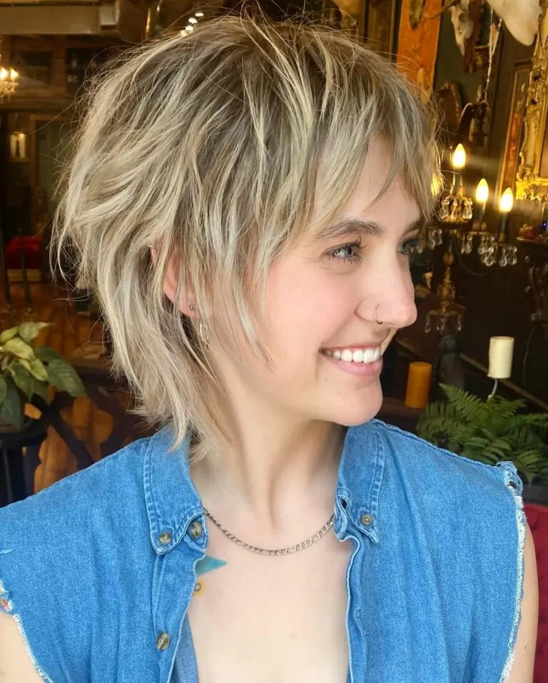 Textured Shaggy Pixie Bob