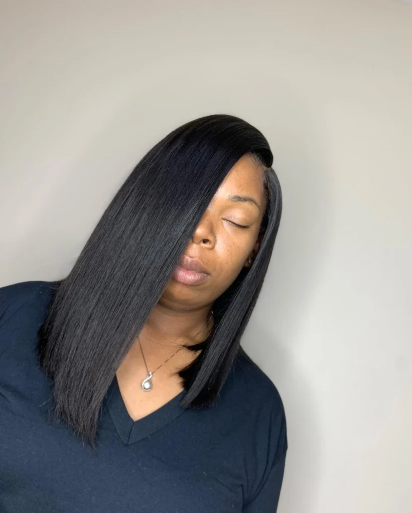 Dramatic Deep Side Part Lob