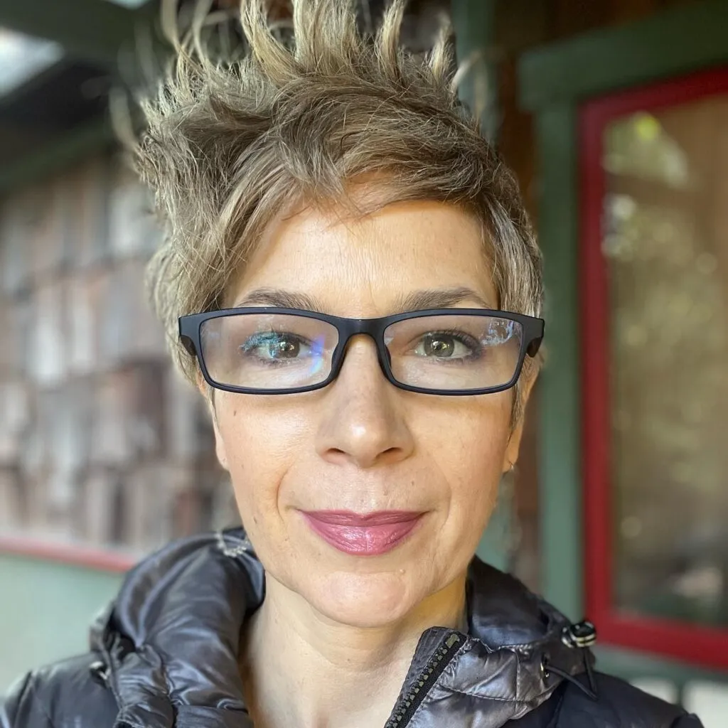 Edgy Textured Pixie with Tousled Crown