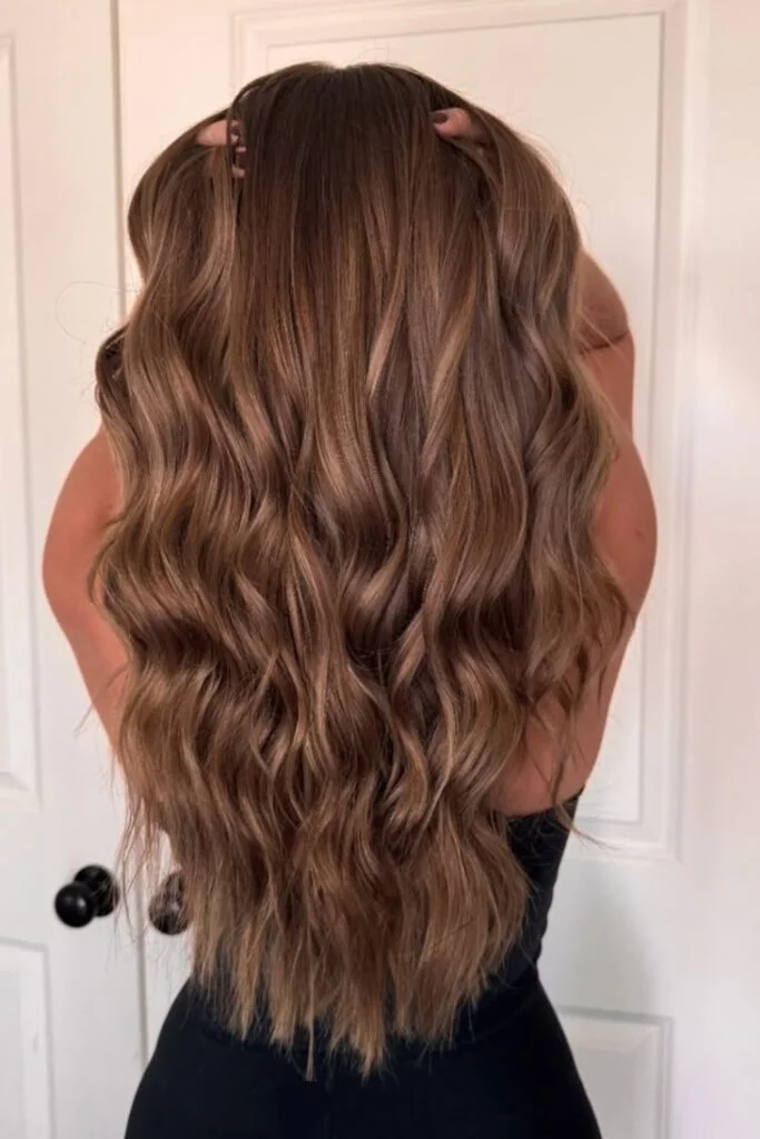Light Mocha Waves