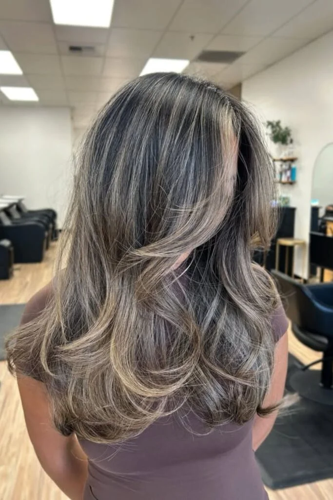 Smoky Beige Layers