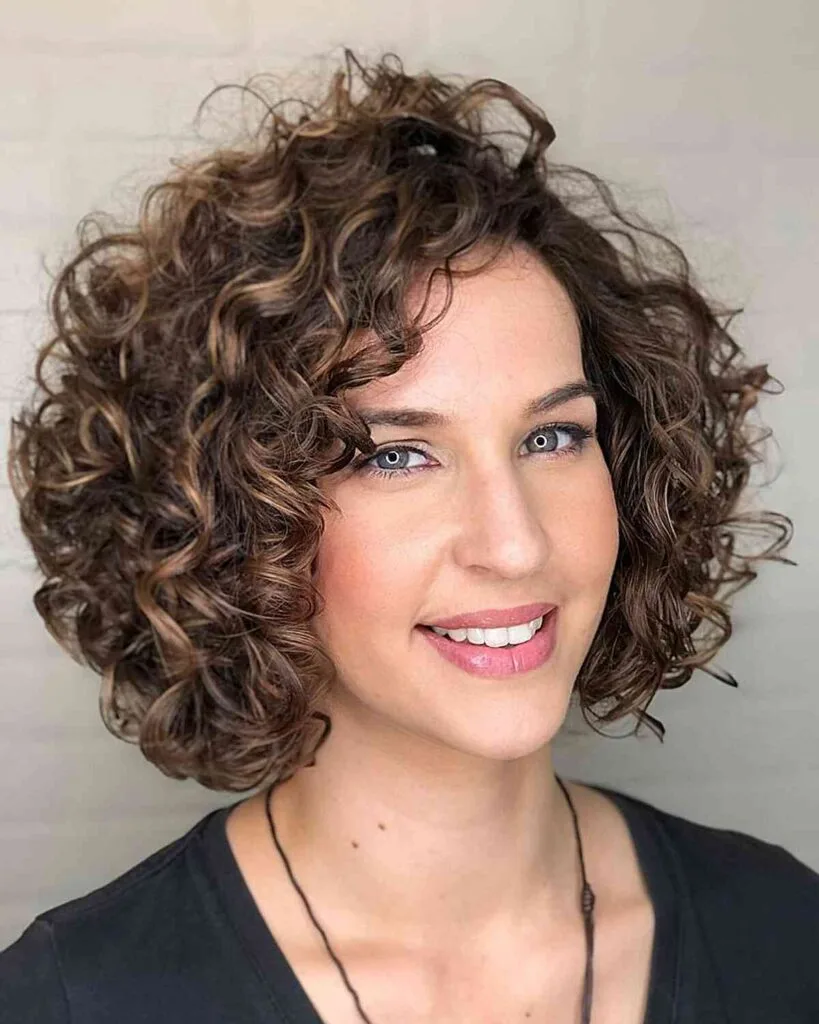 Side-Parted Curly Bob with Thick Volume Side-Parted Curly Bob with Thick Volume