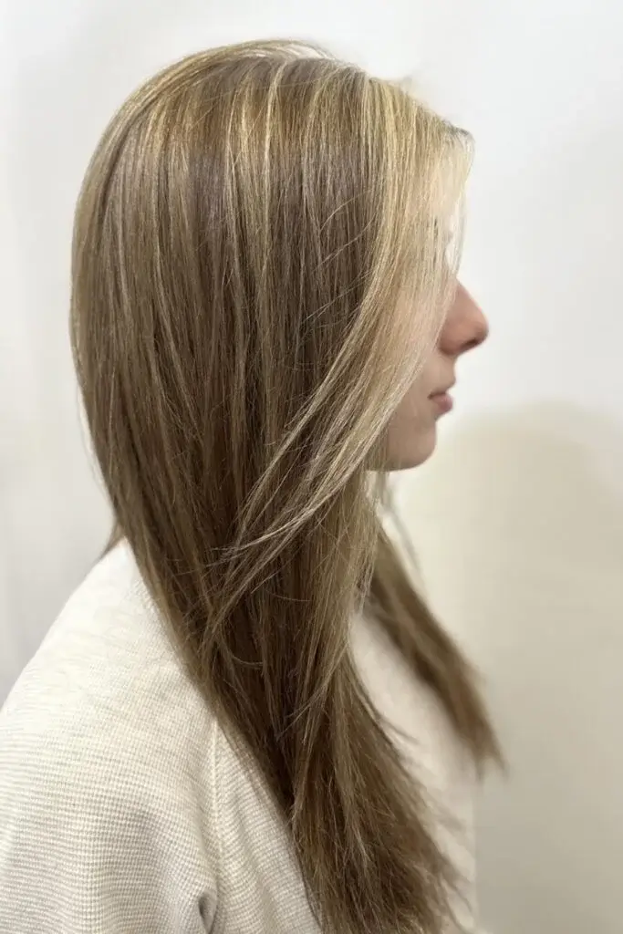 Subtle Golden Highlights