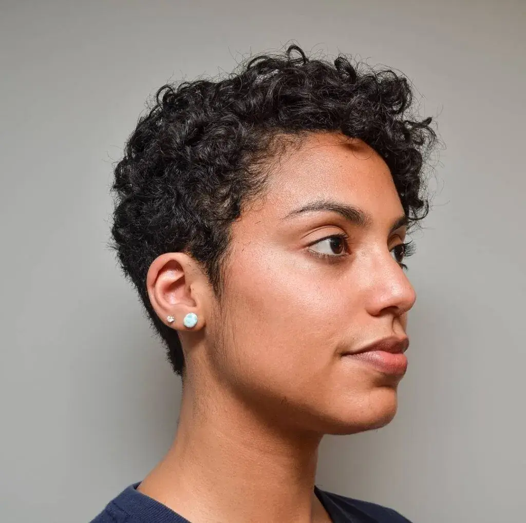 Tapered Curly Crop with Natural Finish Tapered Curly Crop with Natural Finish
